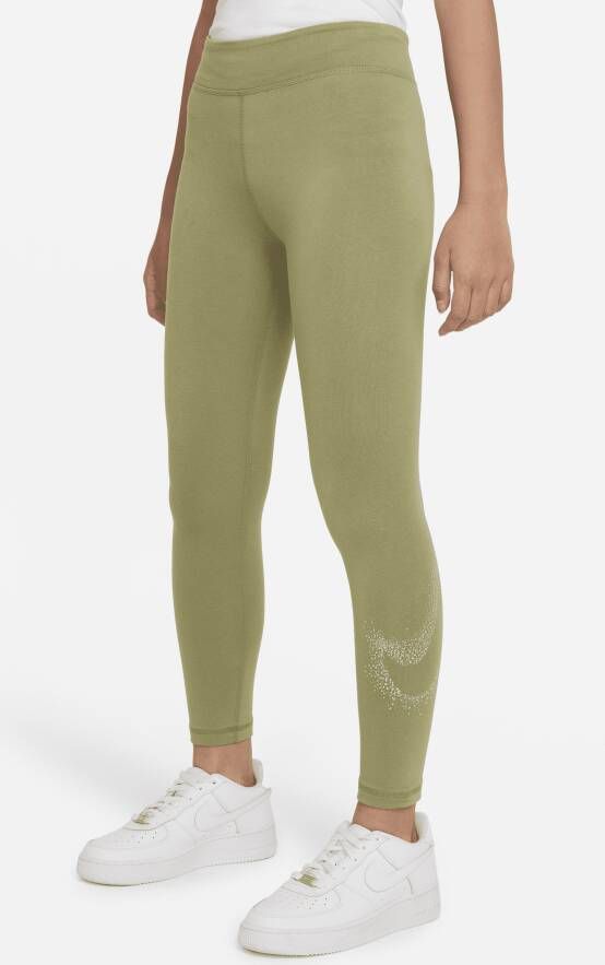 Nike Sportswear Essential Legging met halfhoge taille voor meisjes Groen