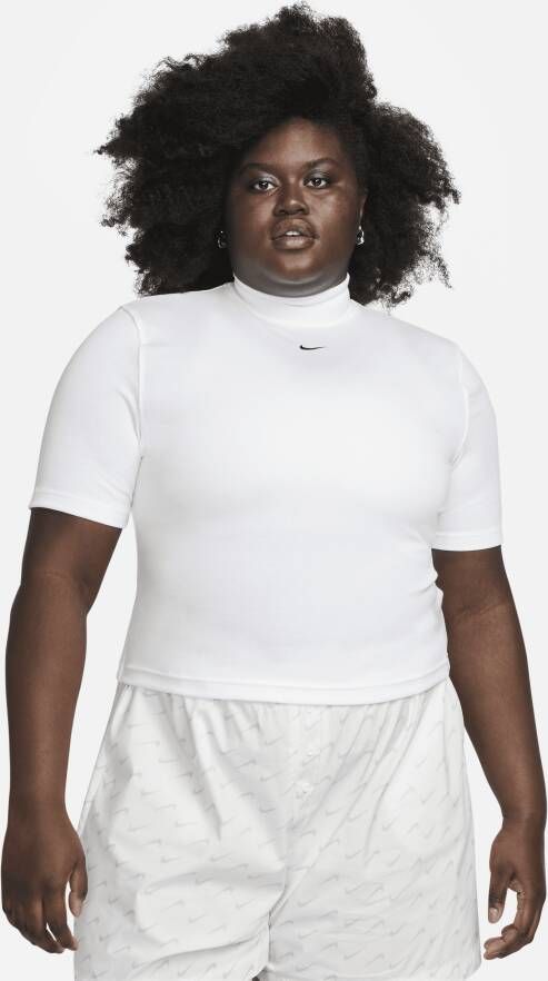 Nike Sportswear Essentials geribde damestop met hoge kraag en korte mouwen (Plus Size) Wit