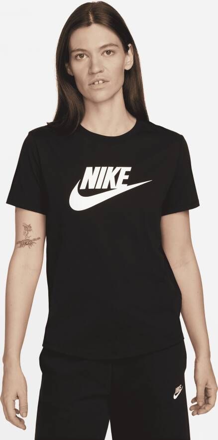Nike Sportswear Essentials T-shirt met logo voor dames Zwart