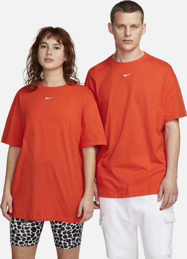 Nike Sportswear Essentials T-shirt voor dames Rood