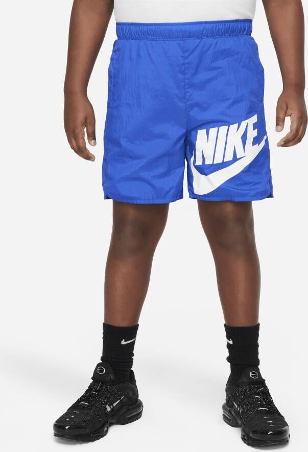 Nike Sportswear Geweven jongensshorts (ruimere maten) Blauw
