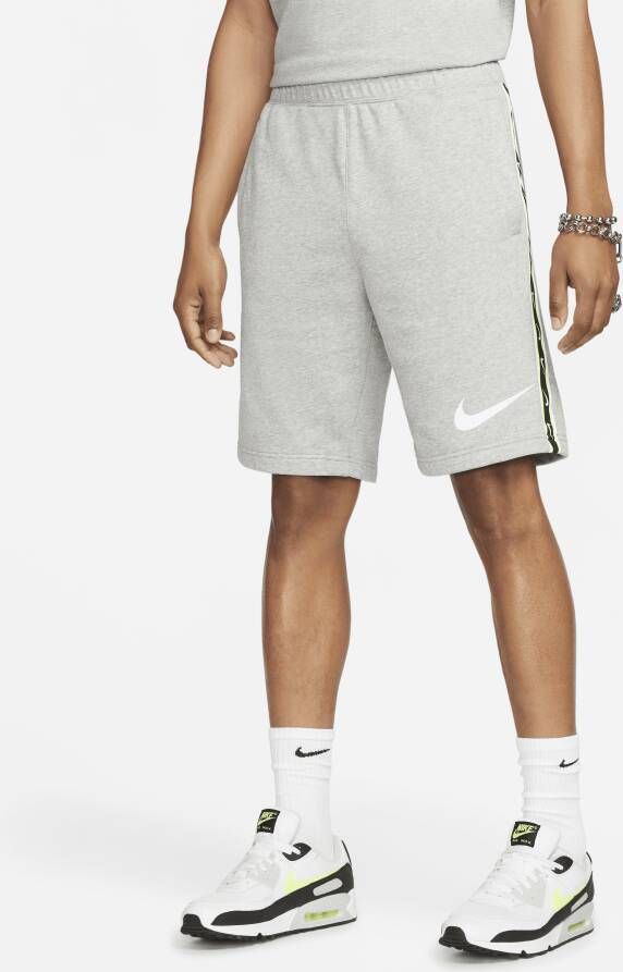 Nike Sportswear herenshorts van sweatstof met herhaald patroon Grijs