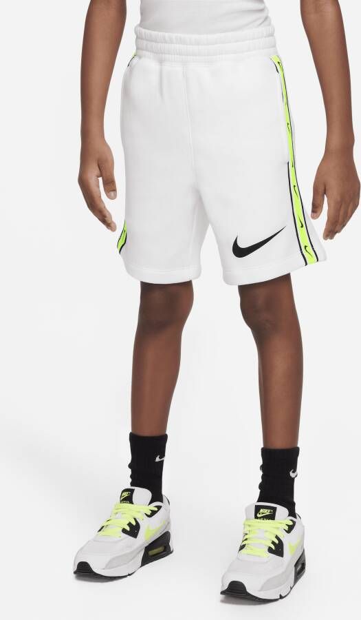 Nike Sportswear Jongensshorts met herhalende print Wit