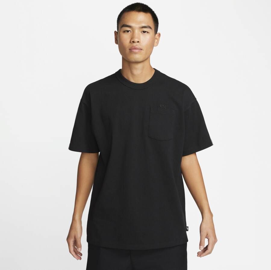 Nike Sportswear Premium Essentials Pocket T-shirt voor heren Zwart
