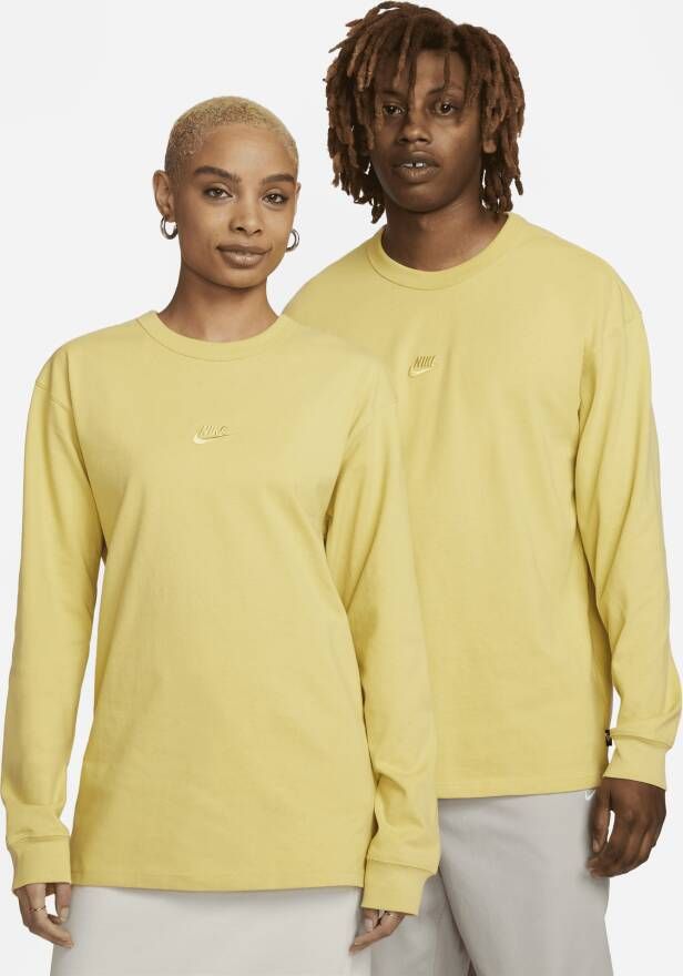 Nike Sportswear Premium Essentials T-shirt met lange mouwen voor heren Geel
