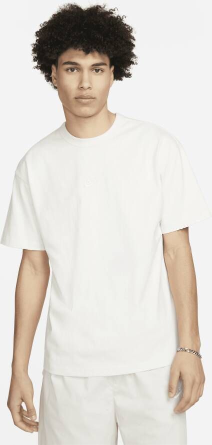 Nike Sportswear Premium Essentials T-shirt T-shirts Kleding beige maat: XL beschikbare maaten:S L XL