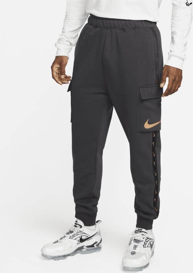 Nike Sportswear Repeat Cargobroek van fleece voor heren Grijs
