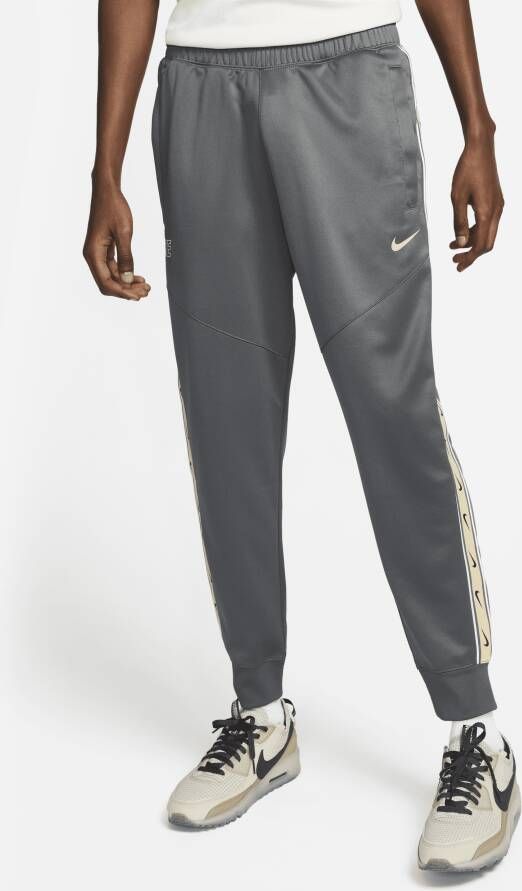 Nike Sportswear Repeat Joggingbroek voor heren Grijs
