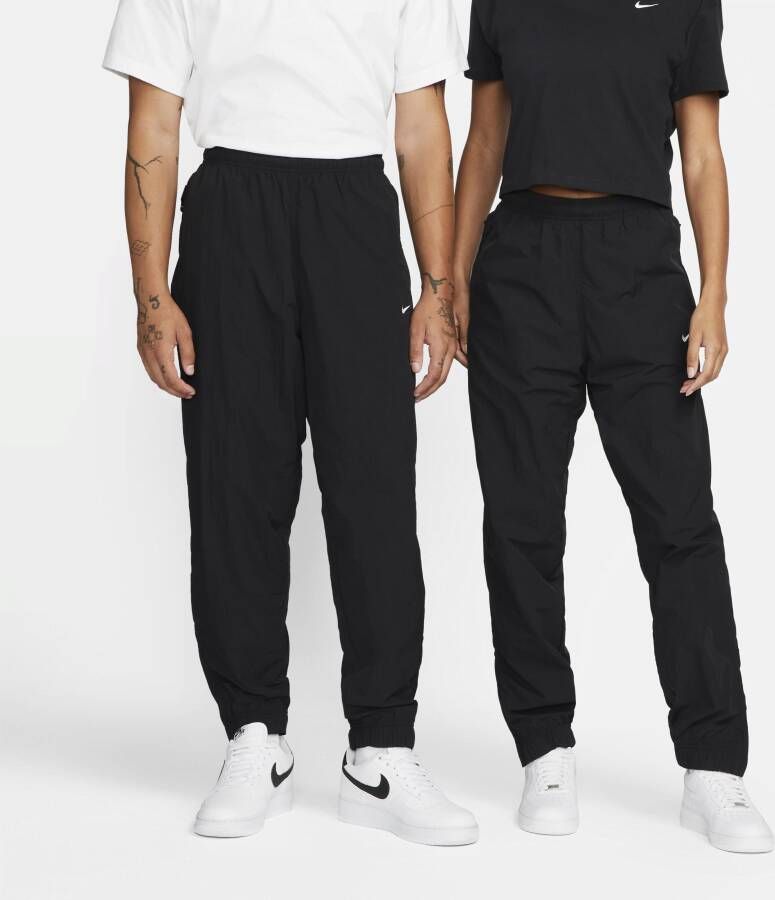 Nike Sportswear Solo Swoosh Trainingsbroek voor heren Zwart