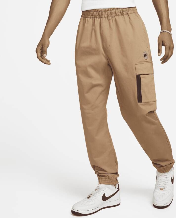 Nike Sportswear Sports Utility geweven herenbroek Bruin