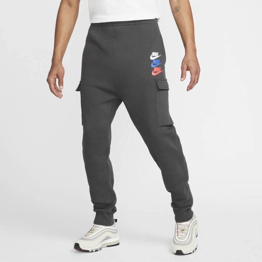 Nike Sportswear Standard Issue Cargobroek voor heren Grijs