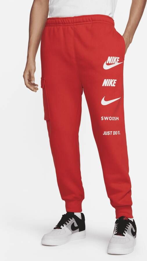 Nike Sportswear Standard Issue Cargobroek voor heren Rood