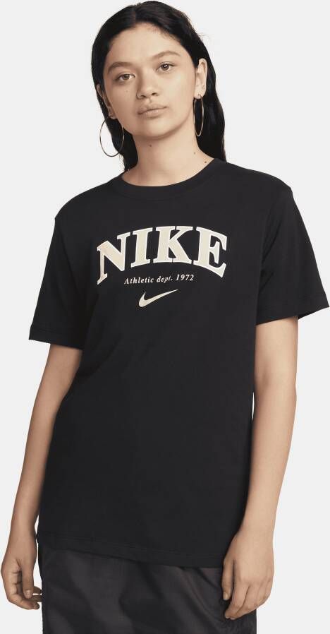 Nike Sportswear T-shirt voor dames Zwart