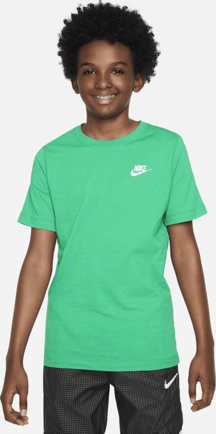 Nike Sportswear T-shirt T-shirts Kids stadium green white maat: 147 beschikbare maaten:137 147