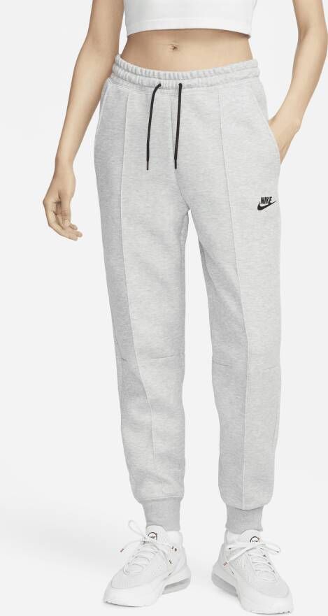 Nike Sportswear Tech Fleece Joggingbroek met halfhoge taille voor dames Grijs