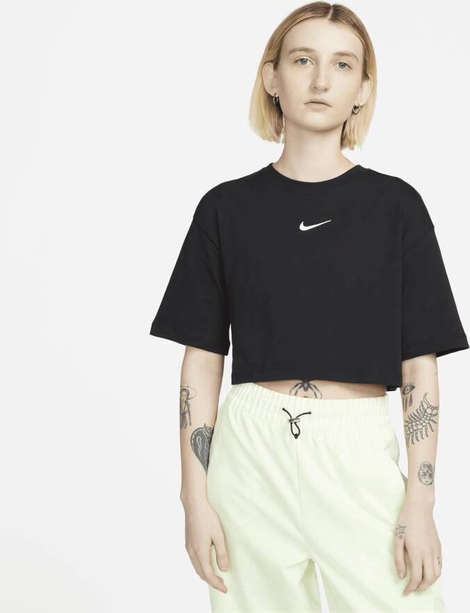 Nike Sportswear Kort T-shirt voor dames Zwart