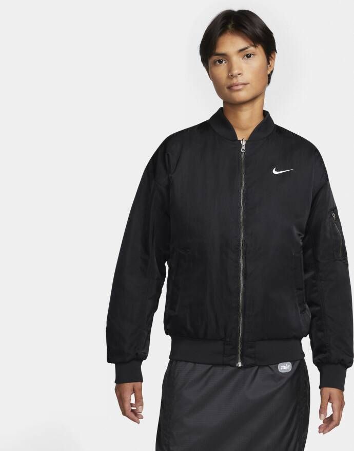 Nike Sportswear Omkeerbaar varsity bomberjack voor dames Zwart