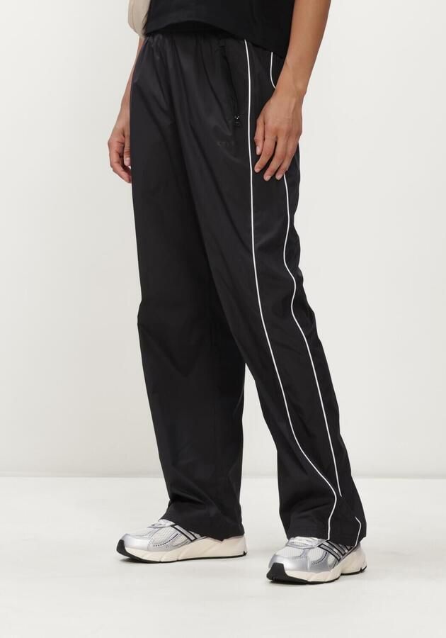 AIM'N Dames Broeken Balance Tracksuit Pants Zwart