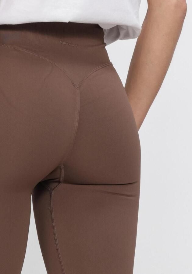 AIM'N Dames Broeken Shape Seamless Biker Shorts Bruin - Foto 3