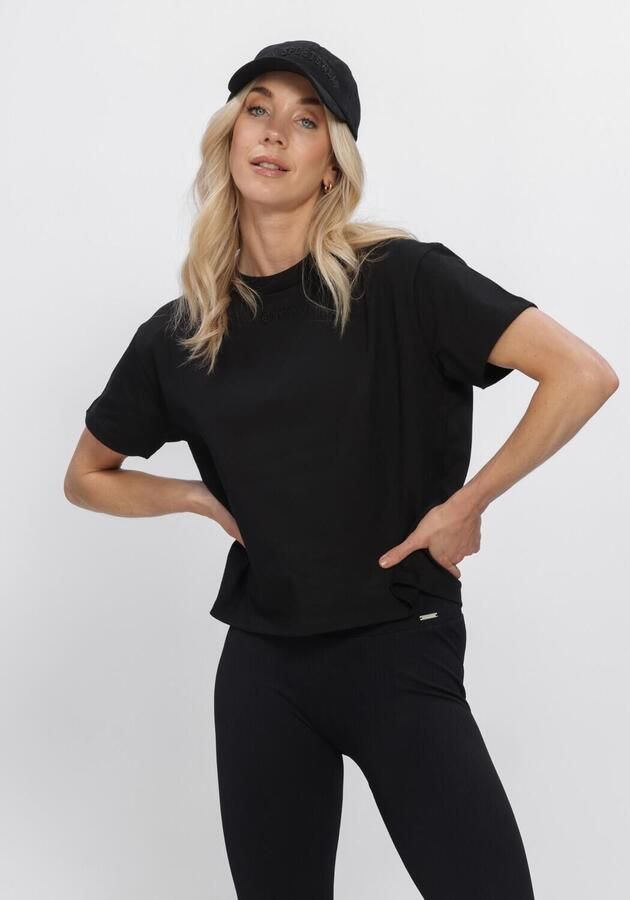 AIM'N Dames Tops & T-shirts Boxy T-shirt Zwart