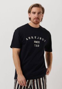 Anerkjendt Donkerblauwe T-shirt AkkIKKI S s Box Logo Tee