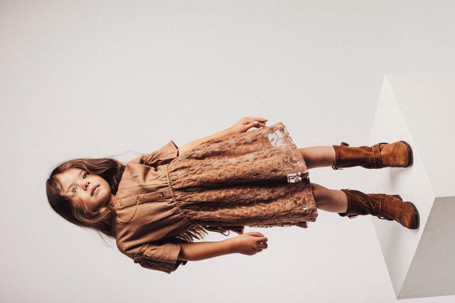BAJE STUDIO Meisjes Jurken Claudie Bruin - Foto 4
