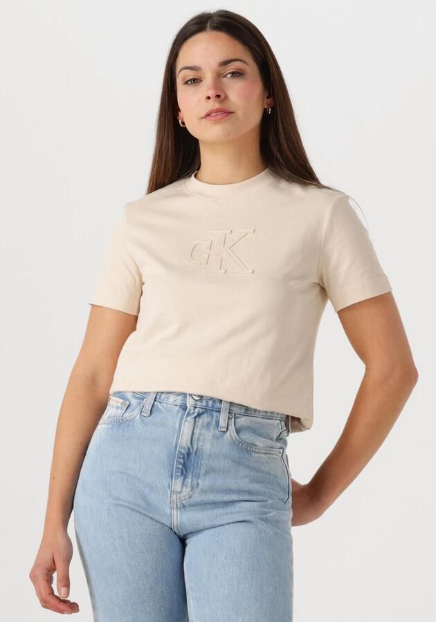 CALVIN KLEIN Dames Tops & T-shirts Ck Applique Regular Tee Beige - Foto 4