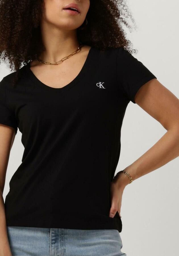 Calvin Klein Shirt met V-hals CK EMBROIDERY STRETCH V-NECK met klein -logoborduursel op borsthoogte (1-delig) - Foto 2
