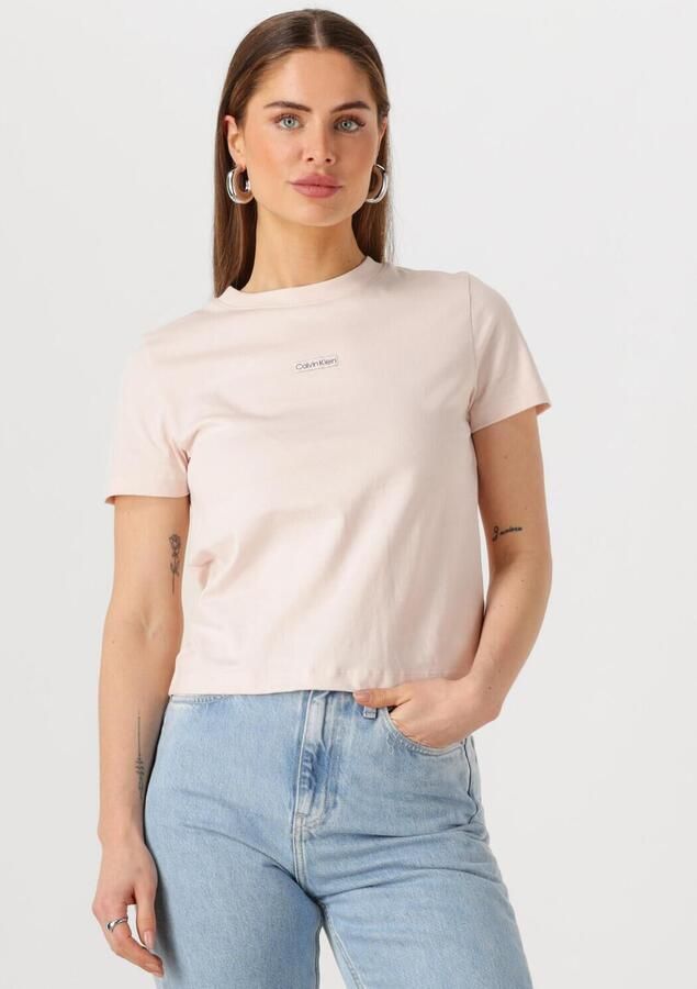 CALVIN KLEIN Dames Tops & T-shirts Placed Institutional Baby Tee Lichtroze - Foto 4