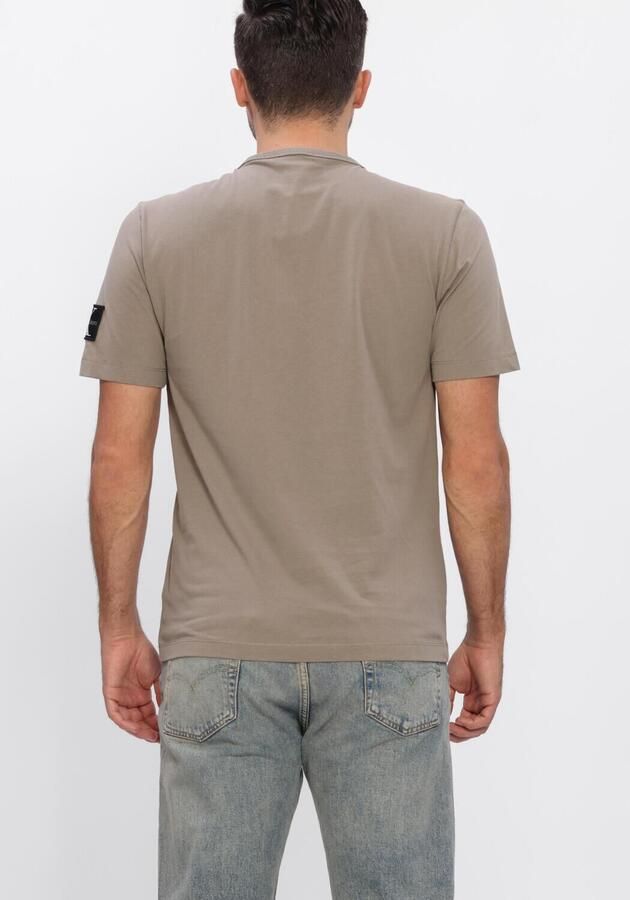 CALVIN KLEIN Heren Polo's & T-shirts Badge Regular Tee Taupe - Foto 2