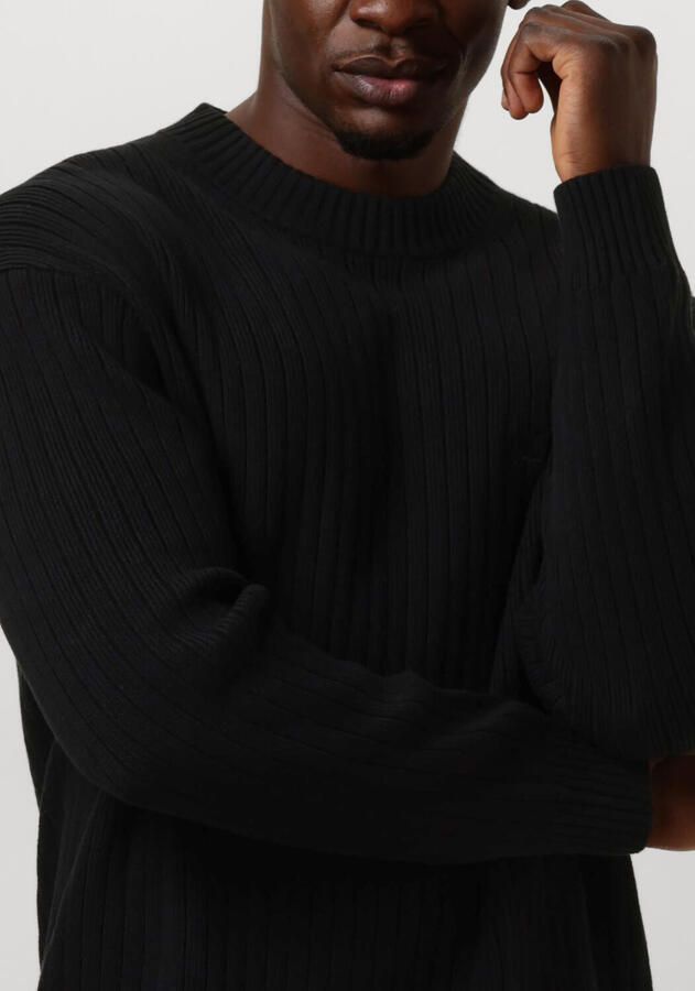 Calvin Klein Zwarte Geribbelde Trui Lineaire Stijl Black Heren