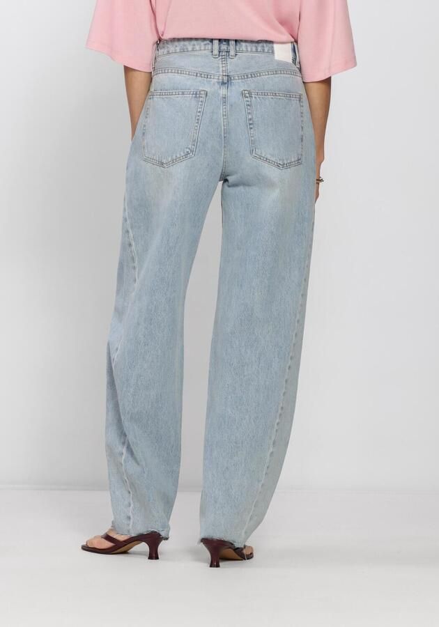 CATWALK JUNKIE Dames Jeans Super Barrel Fit Jeans Lichtblauw
