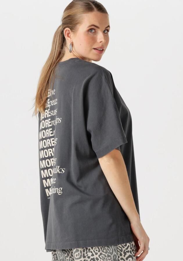 CATWALK JUNKIE Dames Tops & T-shirts Oversized Graphic Tshirt Donkergrijs - Foto 3