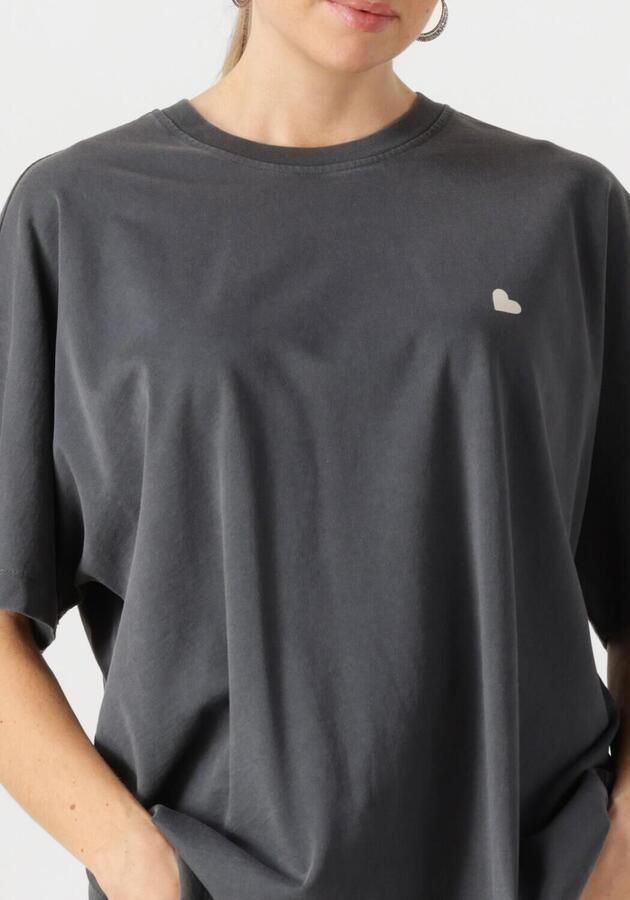 CATWALK JUNKIE Dames Tops & T-shirts Oversized Graphic Tshirt Donkergrijs - Foto 4