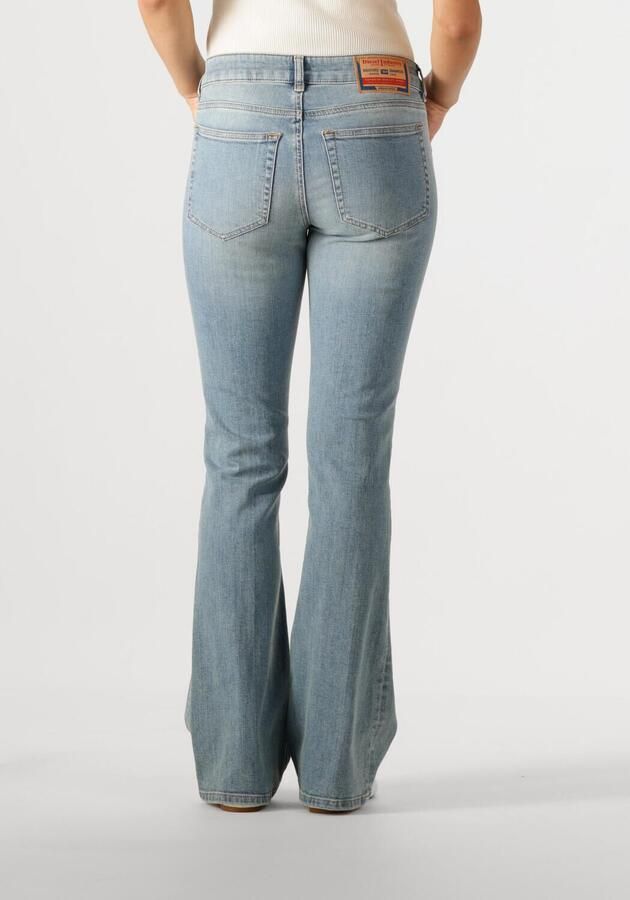 Diesel Retro Flared Jeans 1969 D-Ebby Blue Dames