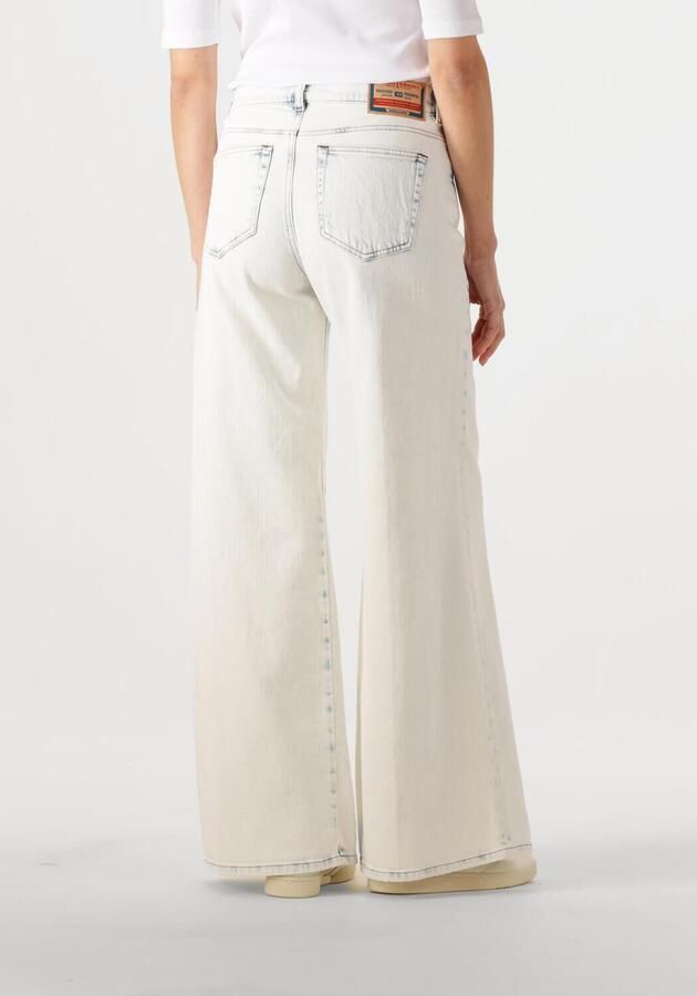 Diesel Lichtblauwe Denim Jeans Klassieke Stijl Blue Dames