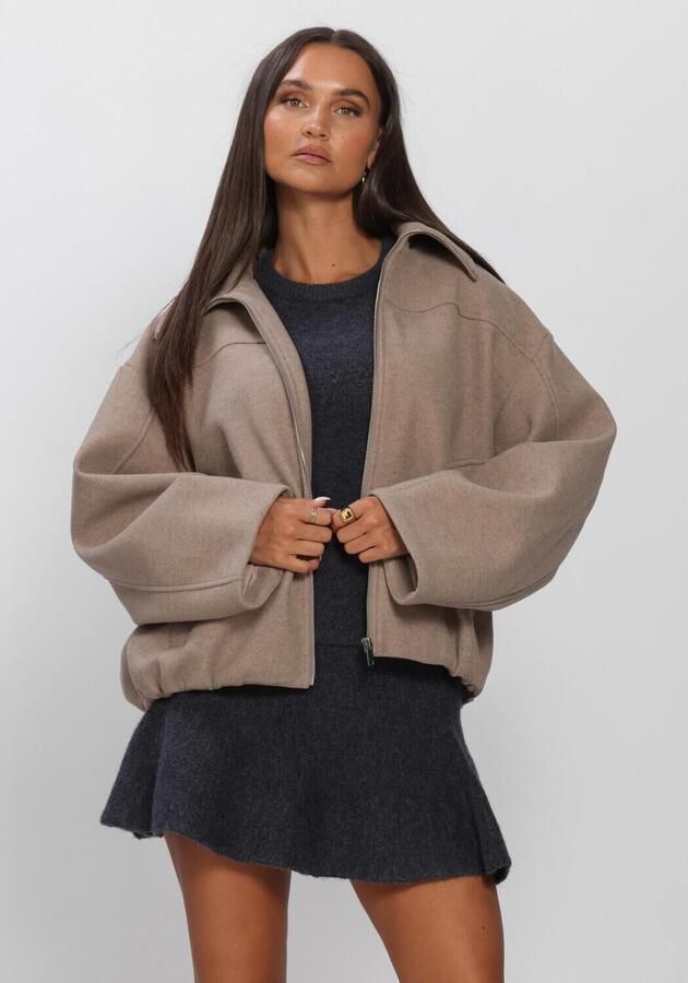 EDITED Dames Jassen Brodey Jacket Beige