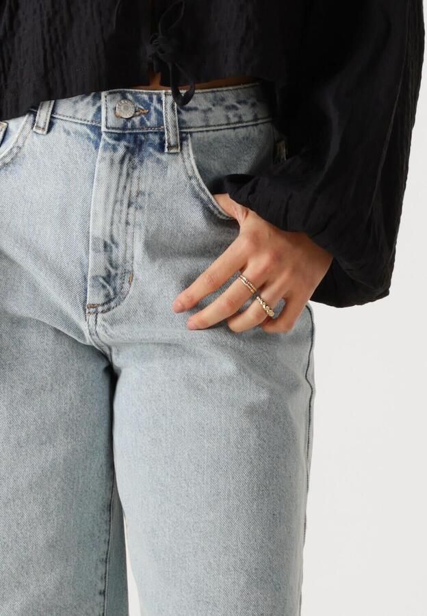 EDITED Dames Jeans Addison Denim Shorts Blauw - Foto 3