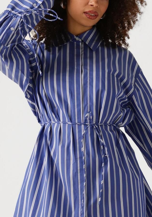 EDITED Dames Jurken Deloris Dress Blauw