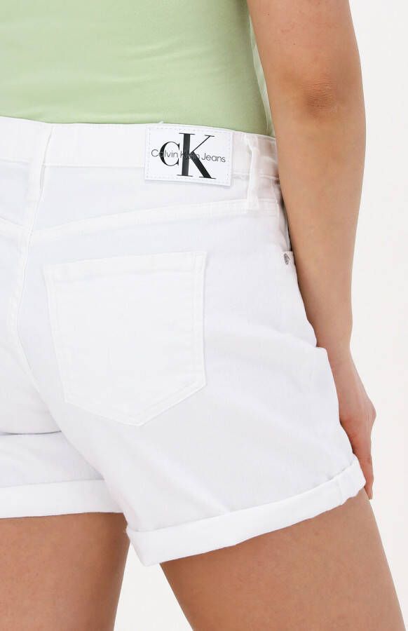 Calvin Klein Lichtblauwe Shorts Mid Rise Short