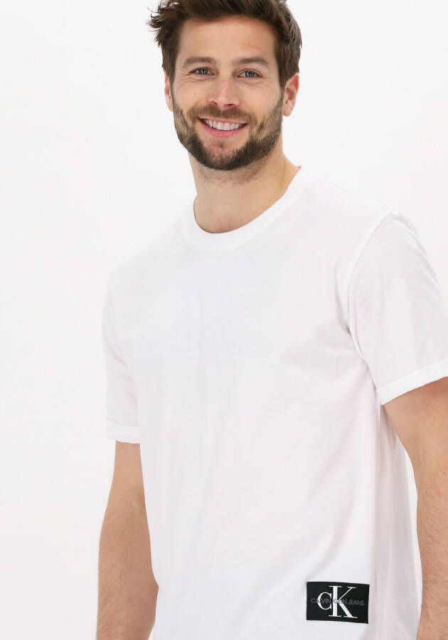 Calvin Klein Witte T-shirt Badge Turn Up Sleeve
