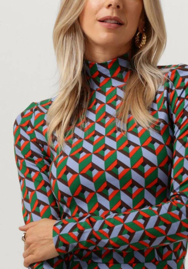 COLOURFUL REBEL Dames Tops & T-shirts Neyo Graphic Peached Turtleneck Top Multi