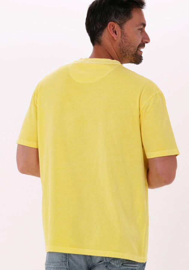 Lyle & Scott Gele T-shirt Pigment Dye T-shirt