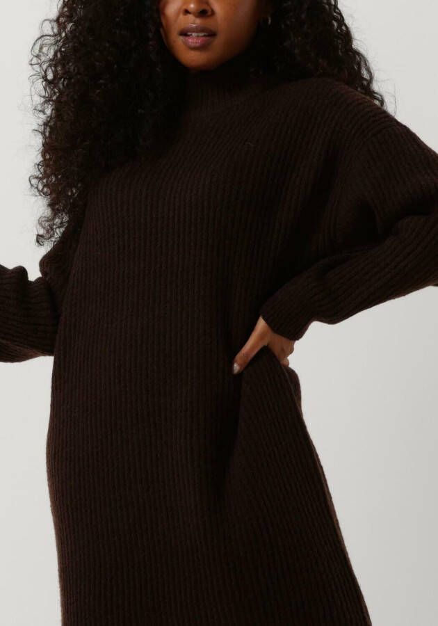 Minimum Bruine Midi Jurk Pippalika