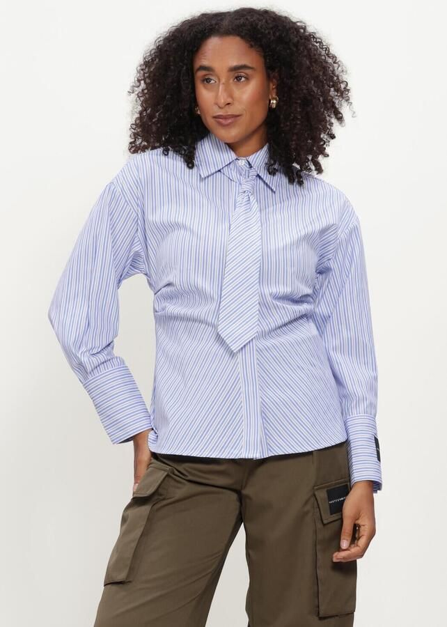 HAUTE L'AMITIÉ Haute L'Amitié Dames Blouses Emma Tie Stripe Shirt Lichtblauw