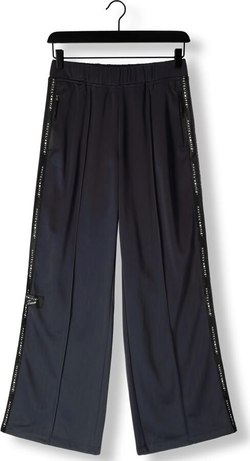 HAUTE L'AMITIÉ Haute L'Amitié Dames Broeken Logo Tape Track Tall Pant Donkerblauw - Foto 3