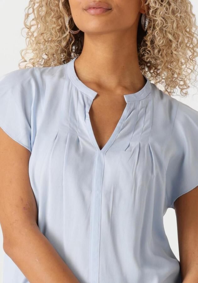 InWear Casual Top met V-Hals Windsurfer Stijl Blue Dames