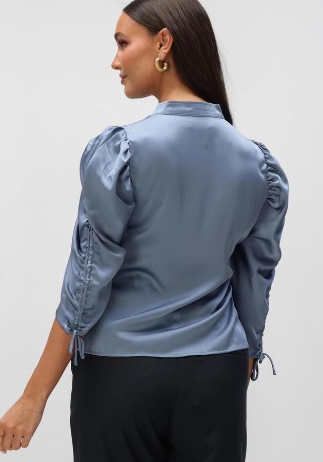 NEO NOIR Dames Blouses Alvira Drapy Satin Blous Blauw - Foto 3