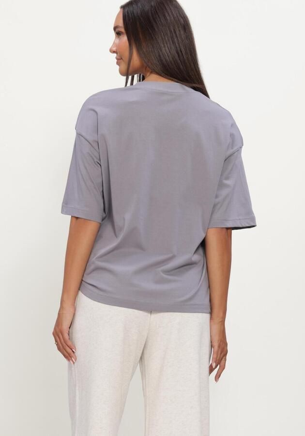 NEW BALANCE Dames Tops & T-shirts Trackside Oversized T-shirt Grijs - Foto 3