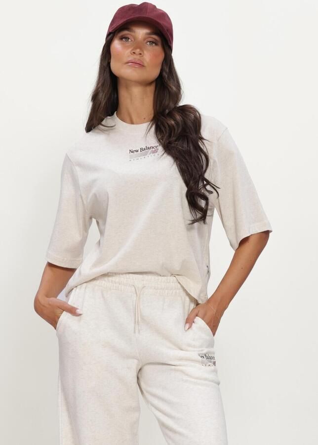 NEW BALANCE Dames Tops & T-shirts Trackside Relaxed T-shirt Ecru